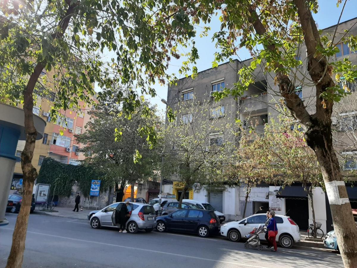 Cosy Central Apartment Shkodra Exterior foto